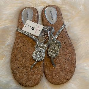 New with tags xhilaration sparkly flip flops size 10